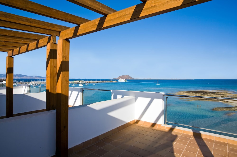 Apartamento superior, vistas al mar del hotel LIVVO Corralejo Beach. Foto 9