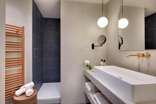 Suite del hotel Artemisia Montmartre. Foto 1
