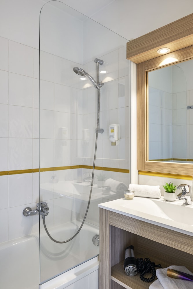 Apartamento superior de una habitación con balcón del hotel Adagio Access Nice Magnan. Foto 12