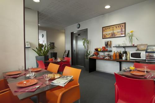 Estudio del hotel Adagio Access Paris Philippe Auguste. Foto 6
