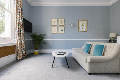 Habitación Doble Deluxe - 1 o 2 camas del hotel The Abbey Notting Hill. Foto 11