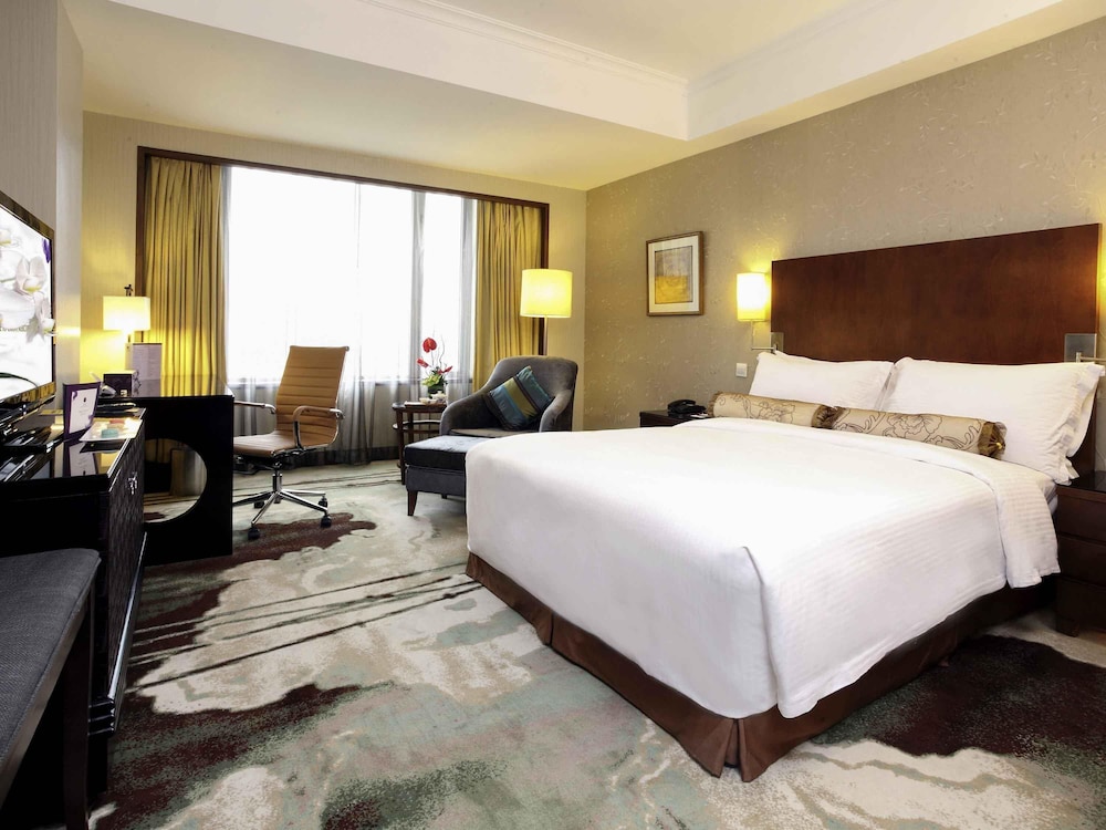 Habitación Premier con 1 cama queen size del hotel Grand Mercure Beijing Central