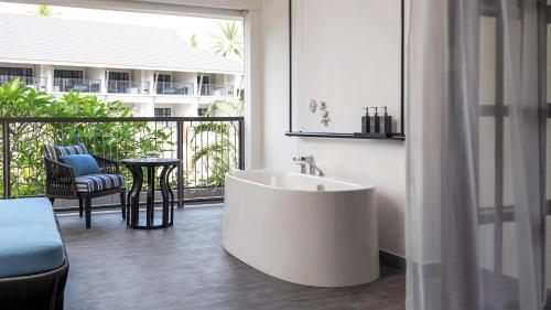 Habitación Deluxe del hotel Meliá Koh Samui. Foto 6