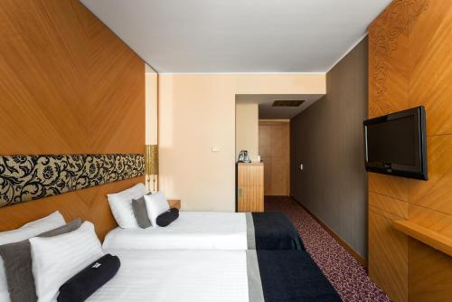 Habitación Doble Estándar - 2 camas del hotel Marmara Budapest. Foto 3
