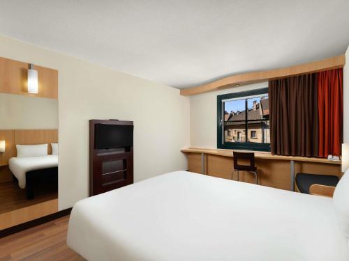 Habitación Doble Clásica del hotel Ibis Budapest Heroes Square. Foto 1