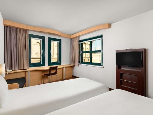 Habitación Doble Clásica - 2 camas del hotel Ibis Budapest Heroes Square. Foto 3