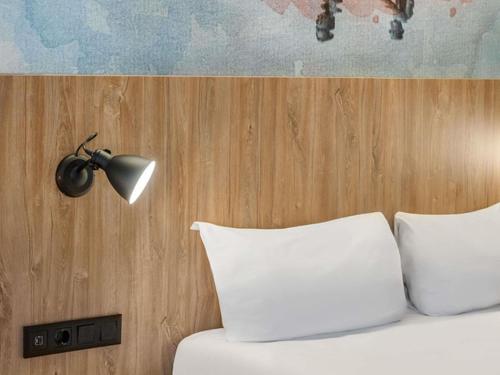 Habitación Doble Executive del hotel Ibis Budapest Heroes Square. Foto 2
