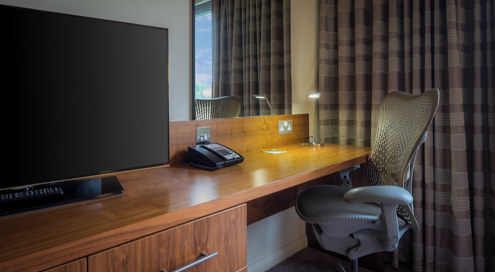 Habitación estándar, 2 camas individuales del hotel Hilton Garden Inn Luton North, United Kingdom. Foto 7