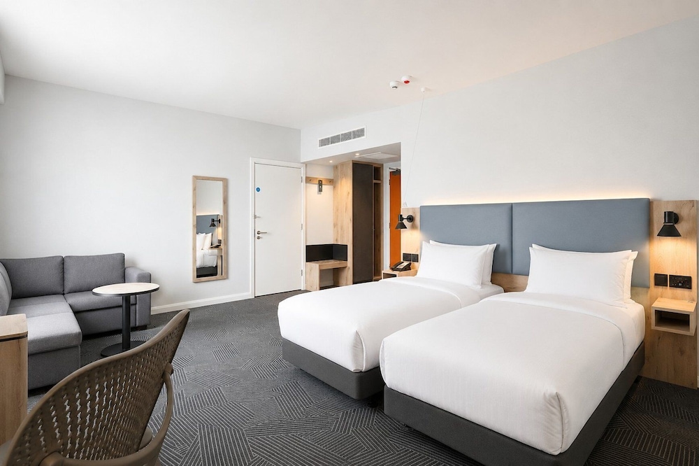 Habitación estándar, 1 cama de matrimonio, accesible para personas con discapacidad del hotel Holiday Inn London Luton North. Foto 6
