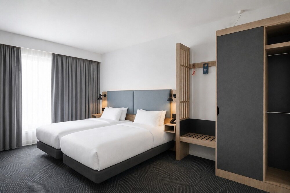Habitación estándar, 2 camas individuales, accesible para personas con discapacidad del hotel Holiday Inn London Luton North. Foto 2