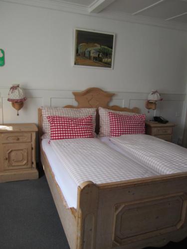 Habitación Doble Estándar - 1 o 2 camas del hotel Bären - The Bear Inn. Foto 6