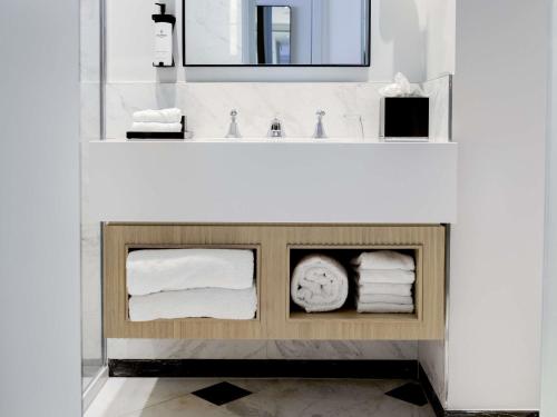 Suite Executive del hotel Sofitel Brussels Europe. Foto 6