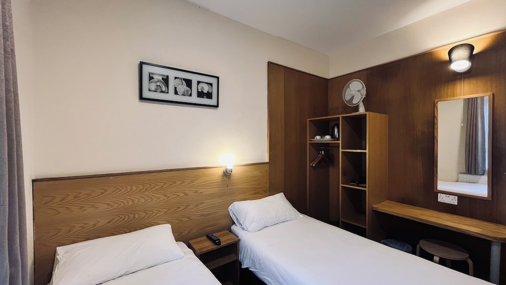 Habitación con 2 camas individuales del hotel Arriva