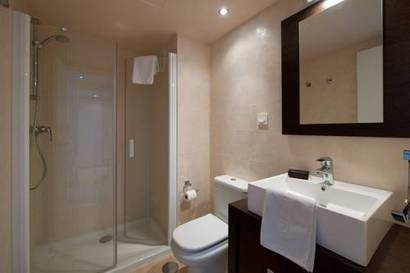 Apartamento Vista Parcial Mar 2 habitaciones del hotel Olée Nerja Holiday Rentals By Fuerte Group. Foto 4