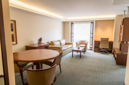 Suite Junior del hotel Ghl Capital. Foto 4