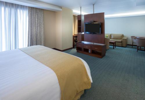 Suite Junior del hotel Ghl Capital. Foto 9