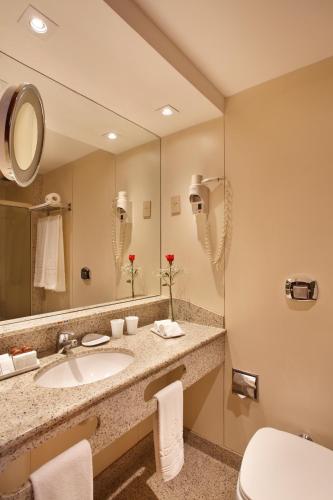 Habitación Doble Executive Superior con vistas al océano del hotel Windsor Excelsior Copacabana. Foto 4