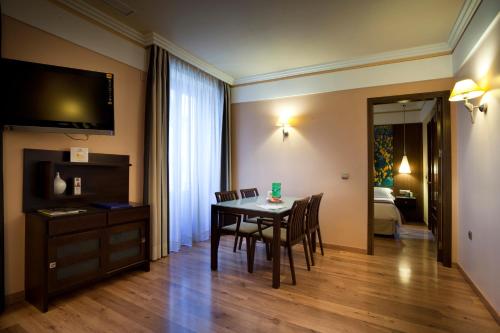 Suite Superior del hotel Suites Gran Via 44. Foto 25