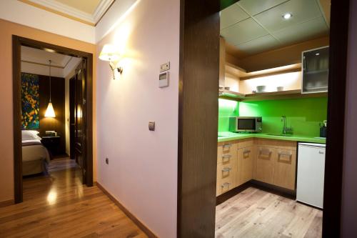 Suite Superior del hotel Suites Gran Via 44. Foto 26