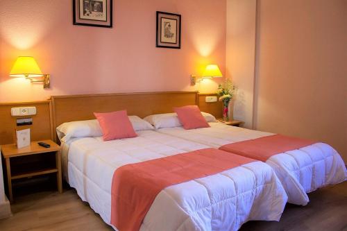 Habitación Doble - 2 camas del hotel Helmántico. Foto 1