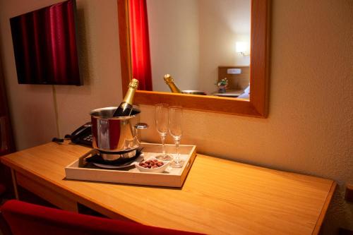 Habitación Doble del hotel Helmántico. Foto 5