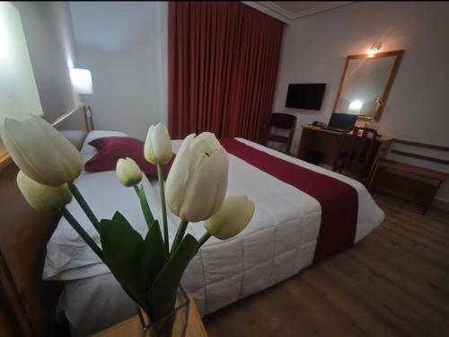 Suite Deluxe con cama extragrande del hotel Helmántico