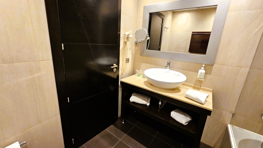 Habitación estándar con 2 camas individuales, 2 camas individuales del hotel Las Bovedas. Foto 10