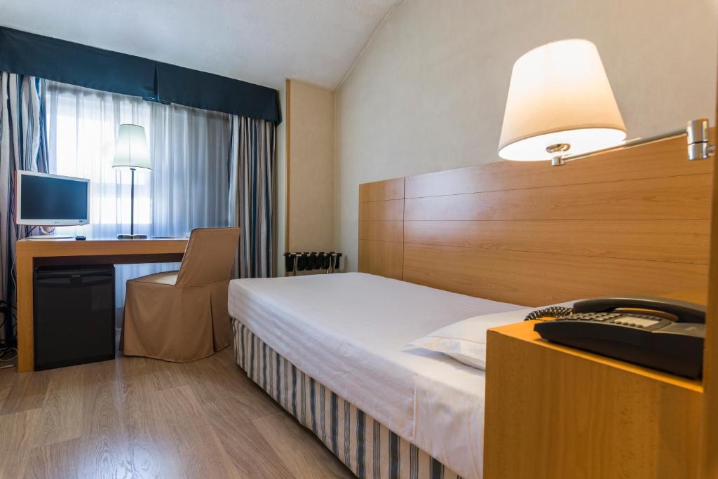 Habitación individual del hotel Infanta Mercedes