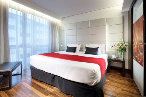 Suite del hotel Eurostars Grand Central. Foto 1