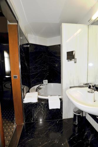 Suite Presidencial del hotel Gran Albacete. Foto 12