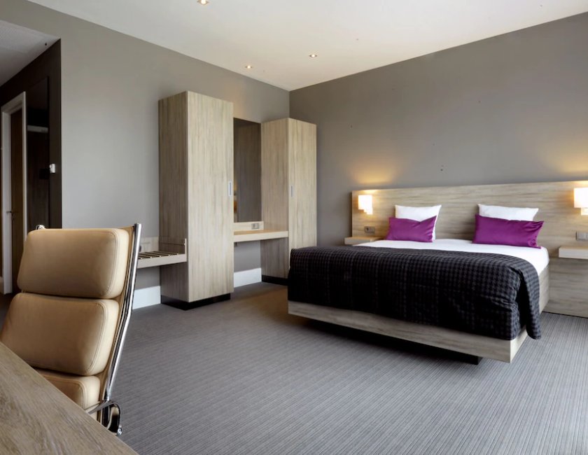 Habitación Club del hotel Van Der Valk Brussels Airport. Foto 1