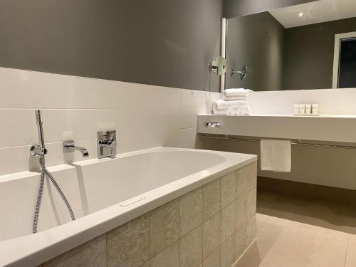 Suite Junior del hotel Van Der Valk Brussels Airport. Foto 2