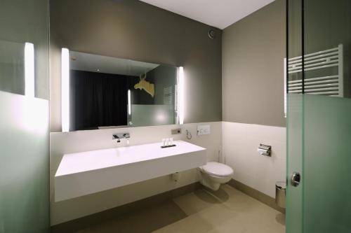 Habitación Doble Executive del hotel Van Der Valk Brussels Airport. Foto 8