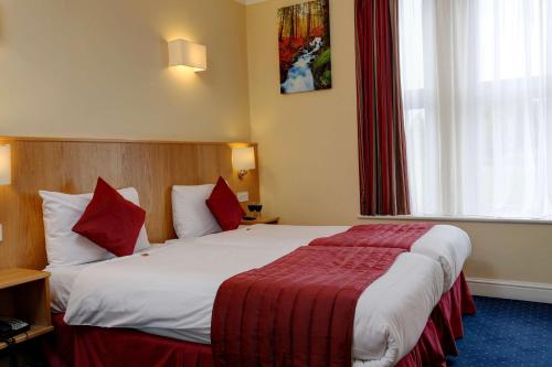 Habitación Doble Estándar - 2 camas del hotel Best Western London Highbury. Foto 1