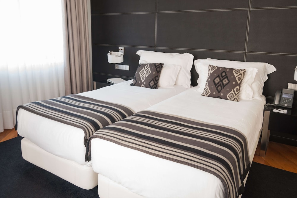 Habitación Doble Estándar (1 ó 2 camas) del hotel Inffinit. Foto 5