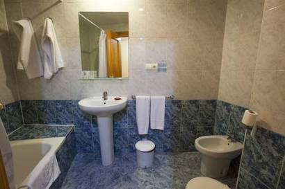 Habitación doble del hotel Olas de Almuñécar. Foto 4