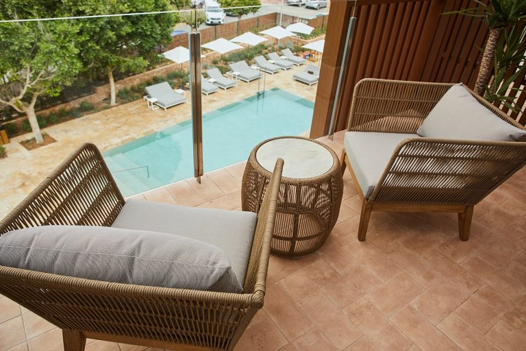 Habitación doble Vista Jardin Club del hotel Cala San Miguel Ibiza Resort, Adults only, Curio Collection by Hilton. Foto 3