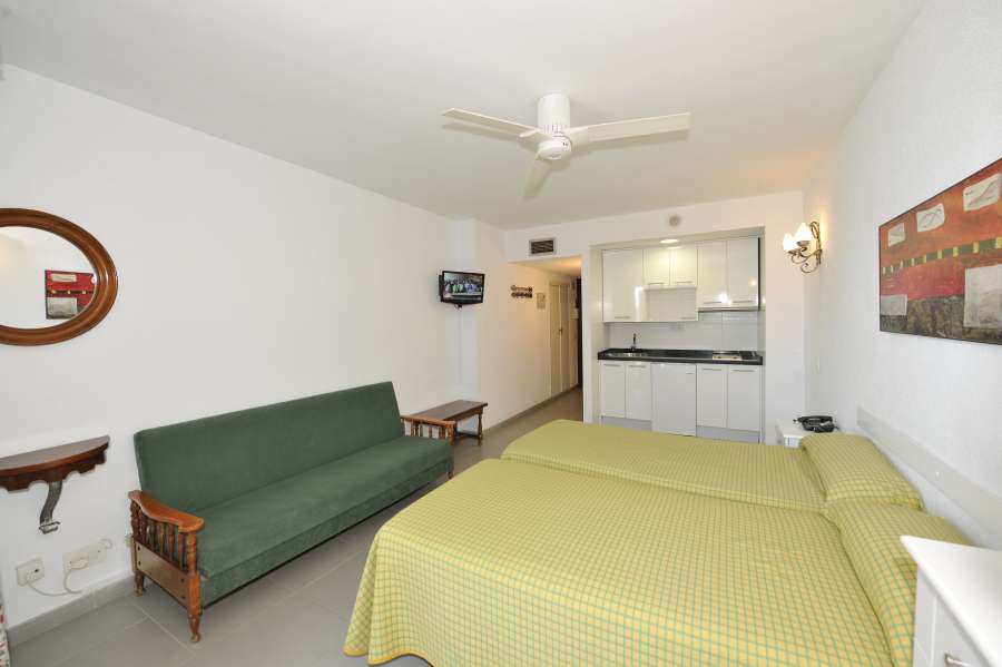 Estudio del hotel Apal Chinasol. Foto 1