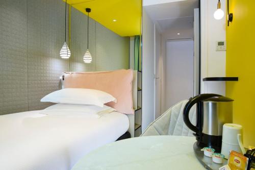 Habitación Individual del hotel Haussmann Saint Augustin. Foto 1
