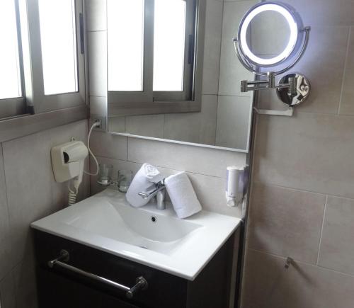 Habitación Doble del hotel 170. Foto 8