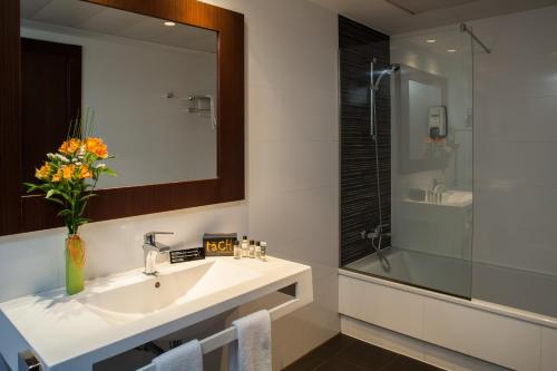 Habitación Familiar del hotel Tach Madrid Airport