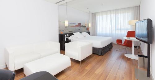 Habitación Doble Executive con servicio gratuito de enlace con el aeropuerto - 1 o 2 camas del hotel Axor Barajas