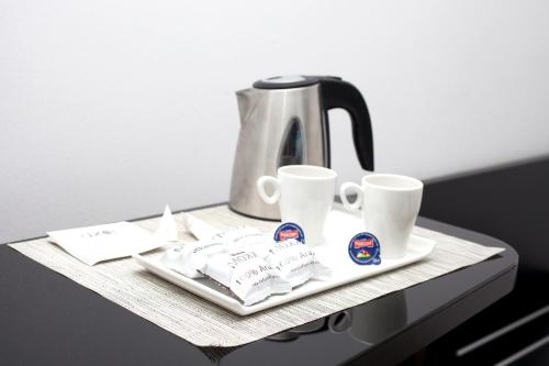 Habitación Doble Executive con servicio gratuito de enlace con el aeropuerto - 1 o 2 camas del hotel Axor Barajas. Foto 5