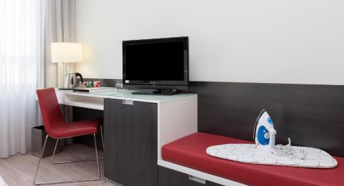 Habitación Doble con servicio gratuito de enlace con el aeropuerto del hotel Axor Feria. Foto 6