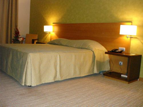 Habitación Individual del hotel Lusitania. Foto 4