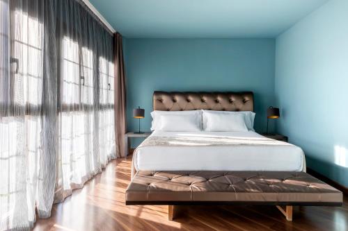Suite del hotel Pamplona Catedral. Foto 12