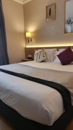 Suite del hotel Magda Champs Elysées. Foto 5