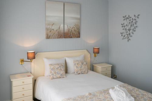 Habitación Doble Clásica del hotel First Euroflat. Foto 3