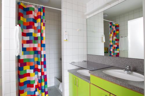 Habitación con vistas al parque del hotel Legoland, Denmark. Foto 4