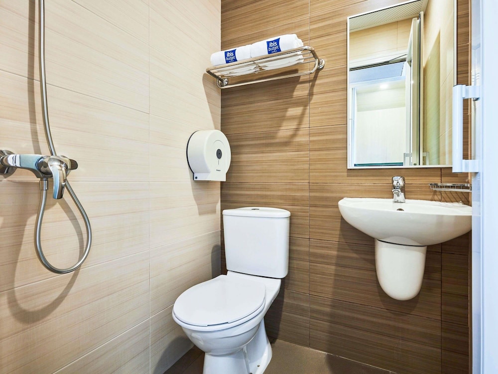Habitación Superior con 1 cama doble del hotel Ibis Budget Singapore Mount Faber (sg Clean). Foto 1